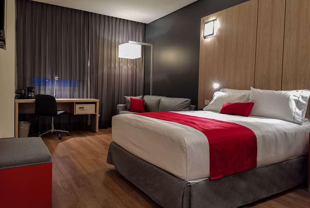 Ramada Encore by Wyndham Guadalajara Aeropuerto Las Pintas Habitación foto